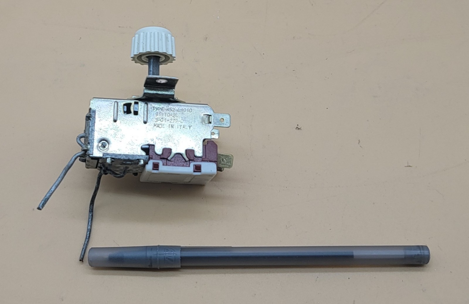 Genuine Refrigerator Sub-Zero Thermostat Part#3-01-279-0