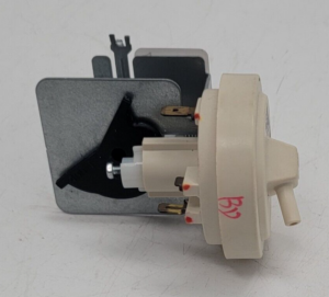 Genuine Washer GE Pressure Switch Part#175D2290P044