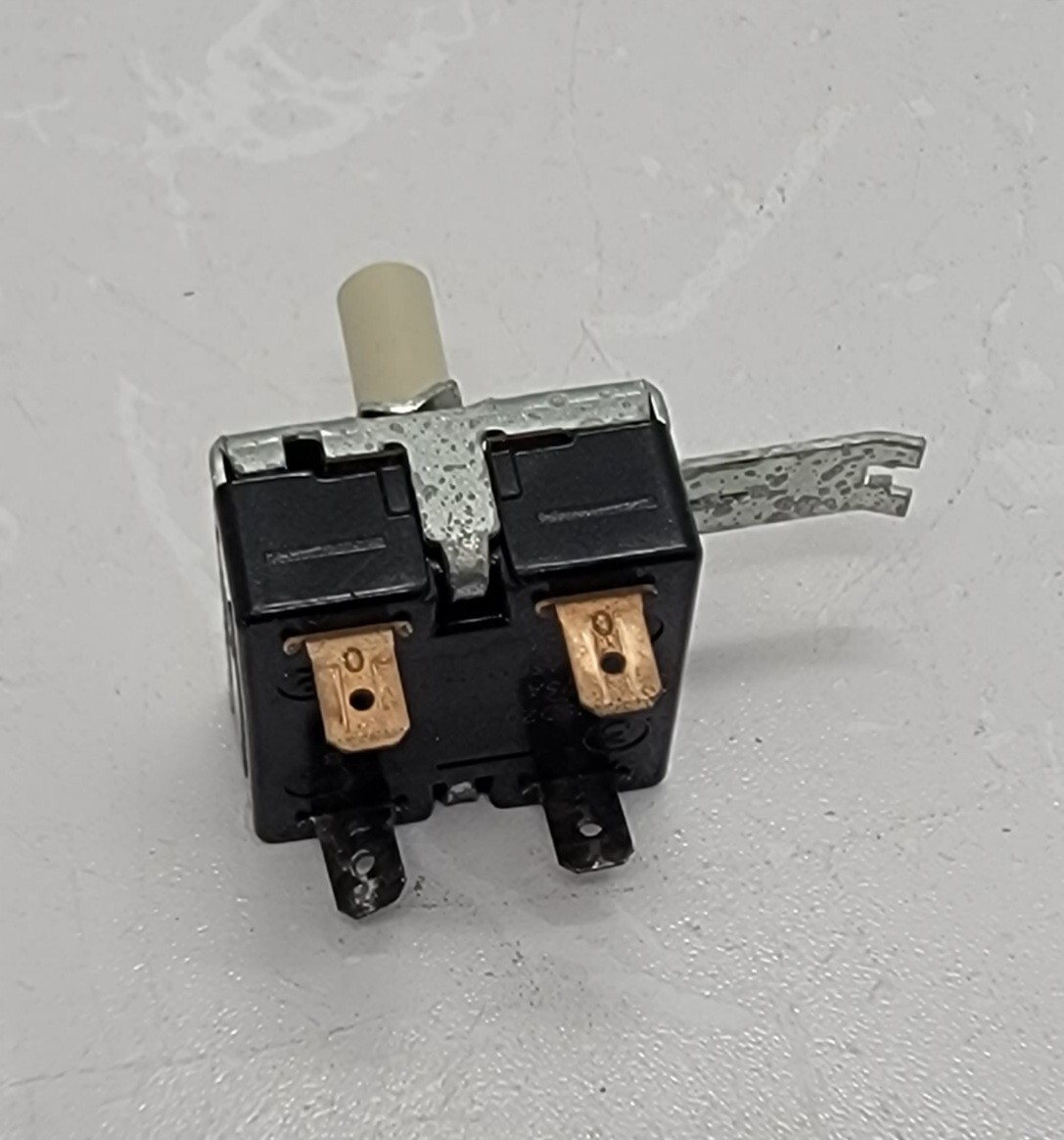 Genuine Washer GE Temperature Switch Part#175D2314P002