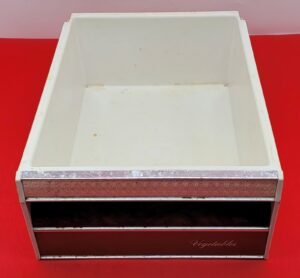 Genuine Refrigerator Sub-Zero Crisper Drawer Part#4-18-047-0