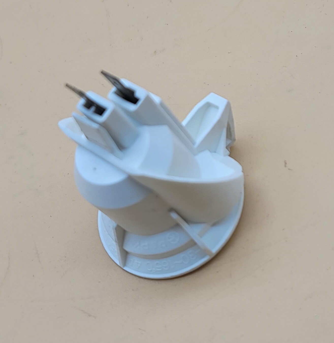 Genuine Refrigerator GE Light Socket Part#WR02X11893