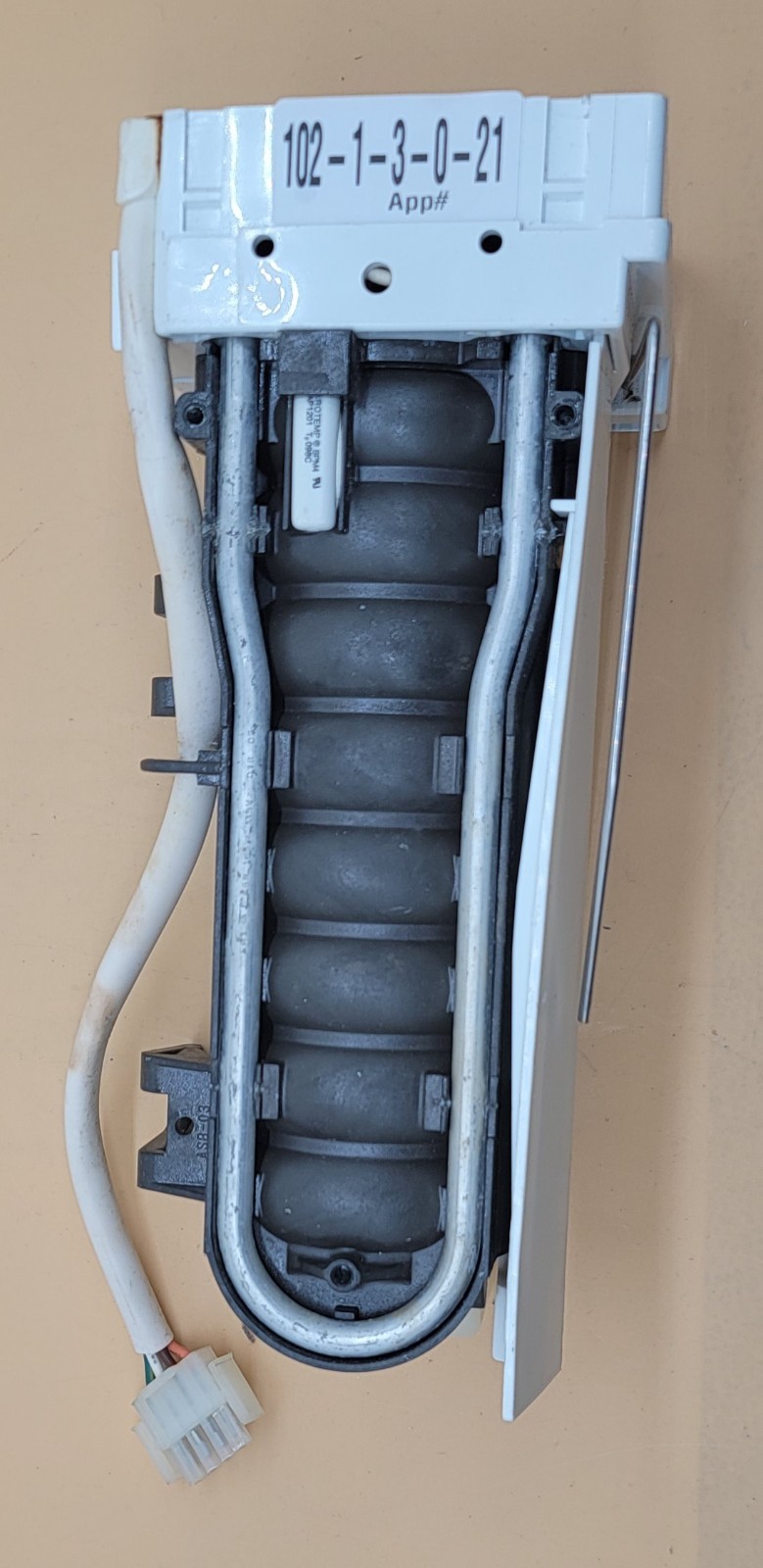 Genuine Refrigerator Frigidaire Ice Maker Part#IMBD03-002