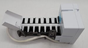 Genuine Refrigerator GE Ice Maker Part#197D7636G003