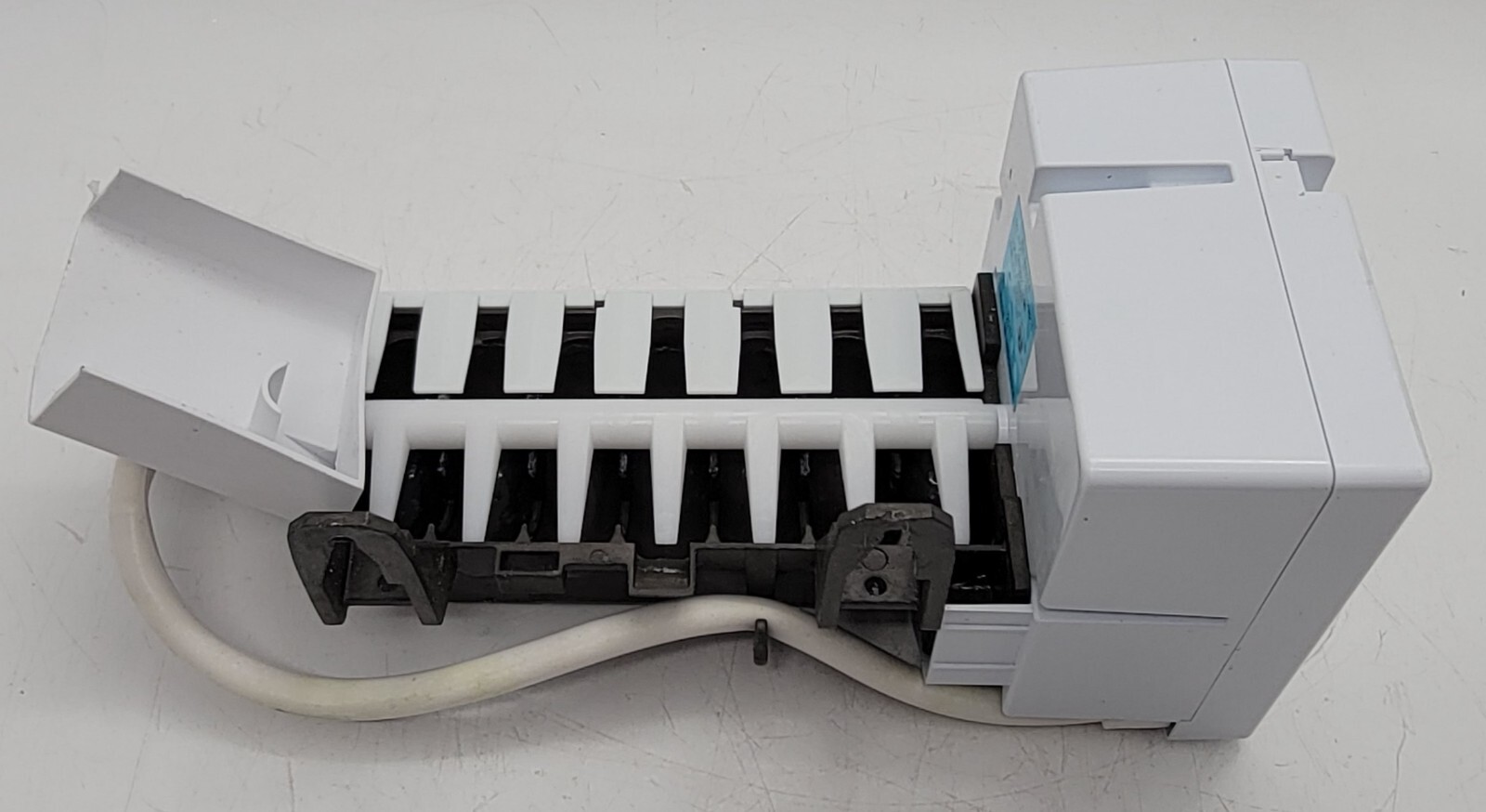 Genuine Refrigerator GE Ice Maker Part#197D7636G003