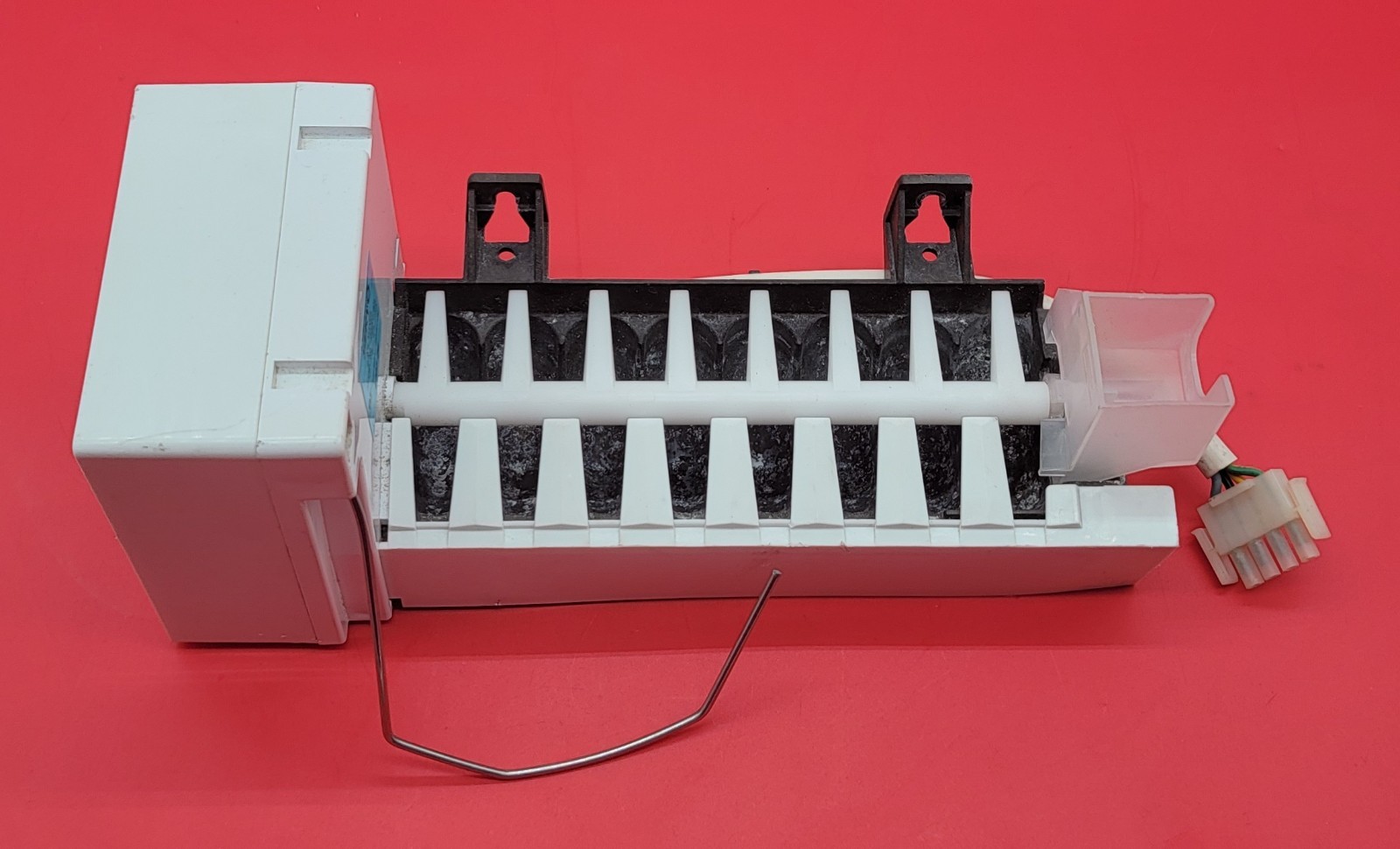 Genuine Refrigerator Frigidaire Ice Maker Part#241642501