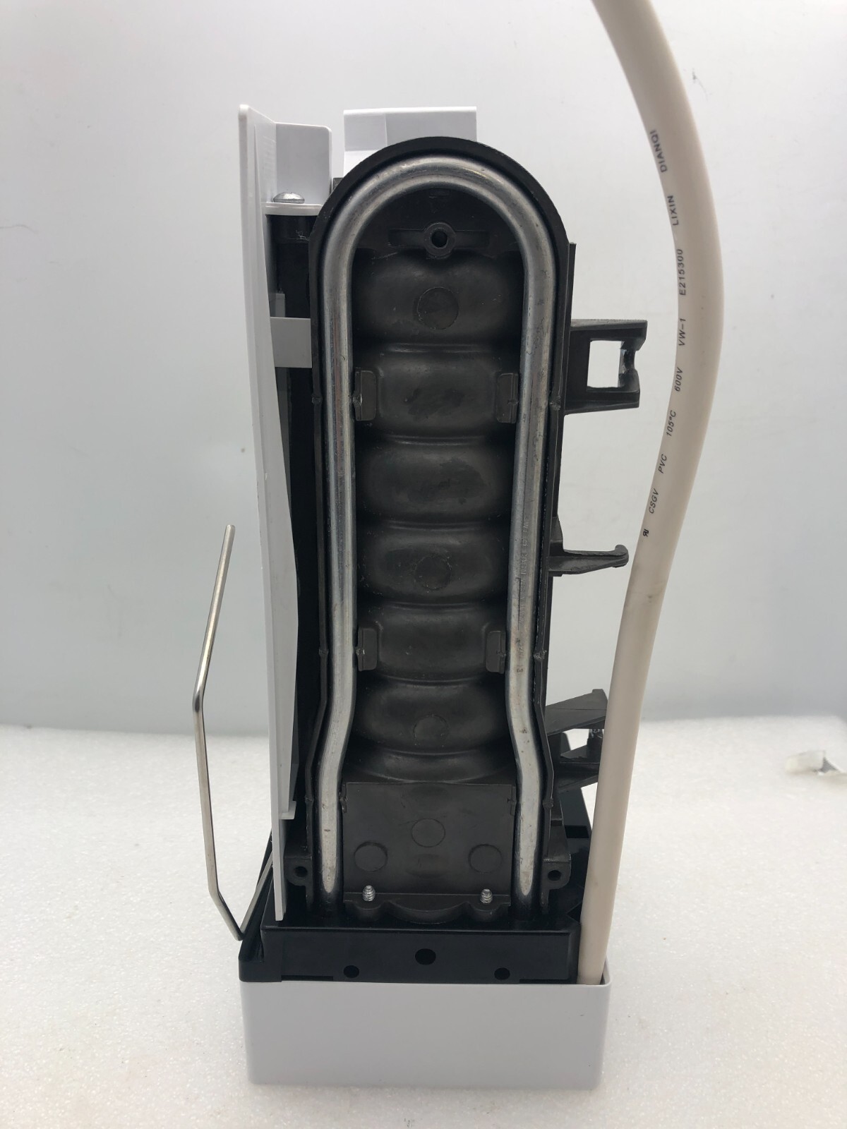 Genuine Samsung Ice Maker Part#241798201
