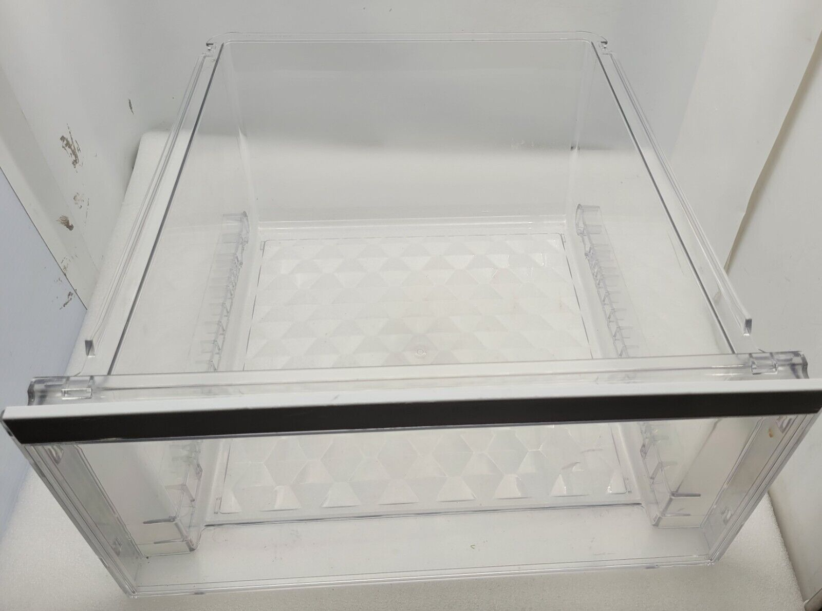 Genuine LG Refrigerator Deli Drawer Part#MJS627721