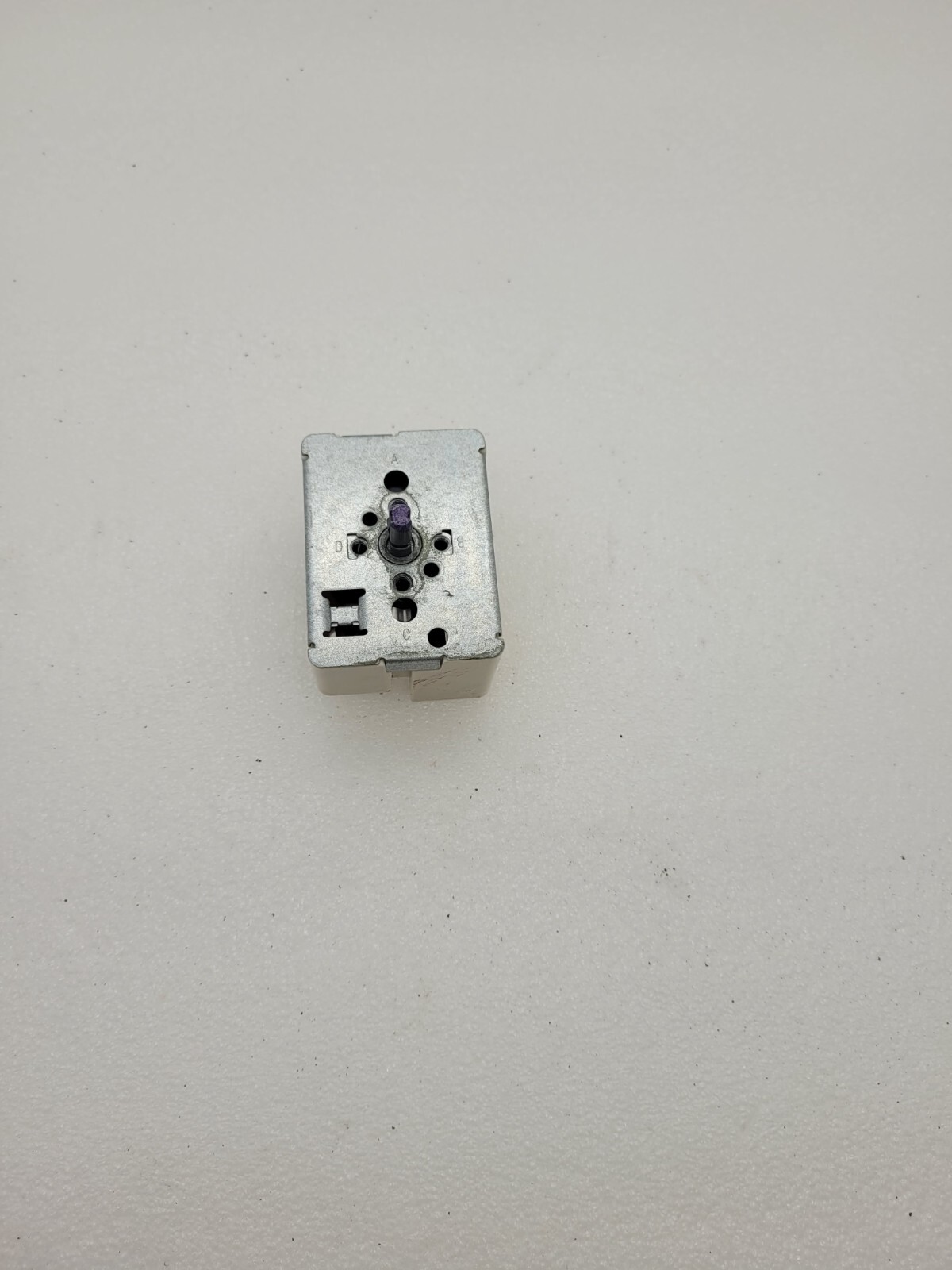 Genuine Maytag Range Oven Surface Element Switch Part# 3148955 ks812610 97263