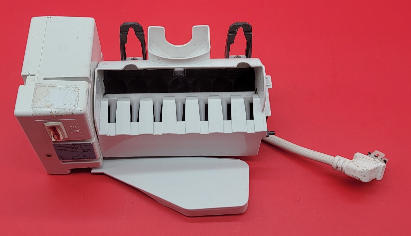 Genuine Refrigerator GE Ice Maker Part#200D1181G062