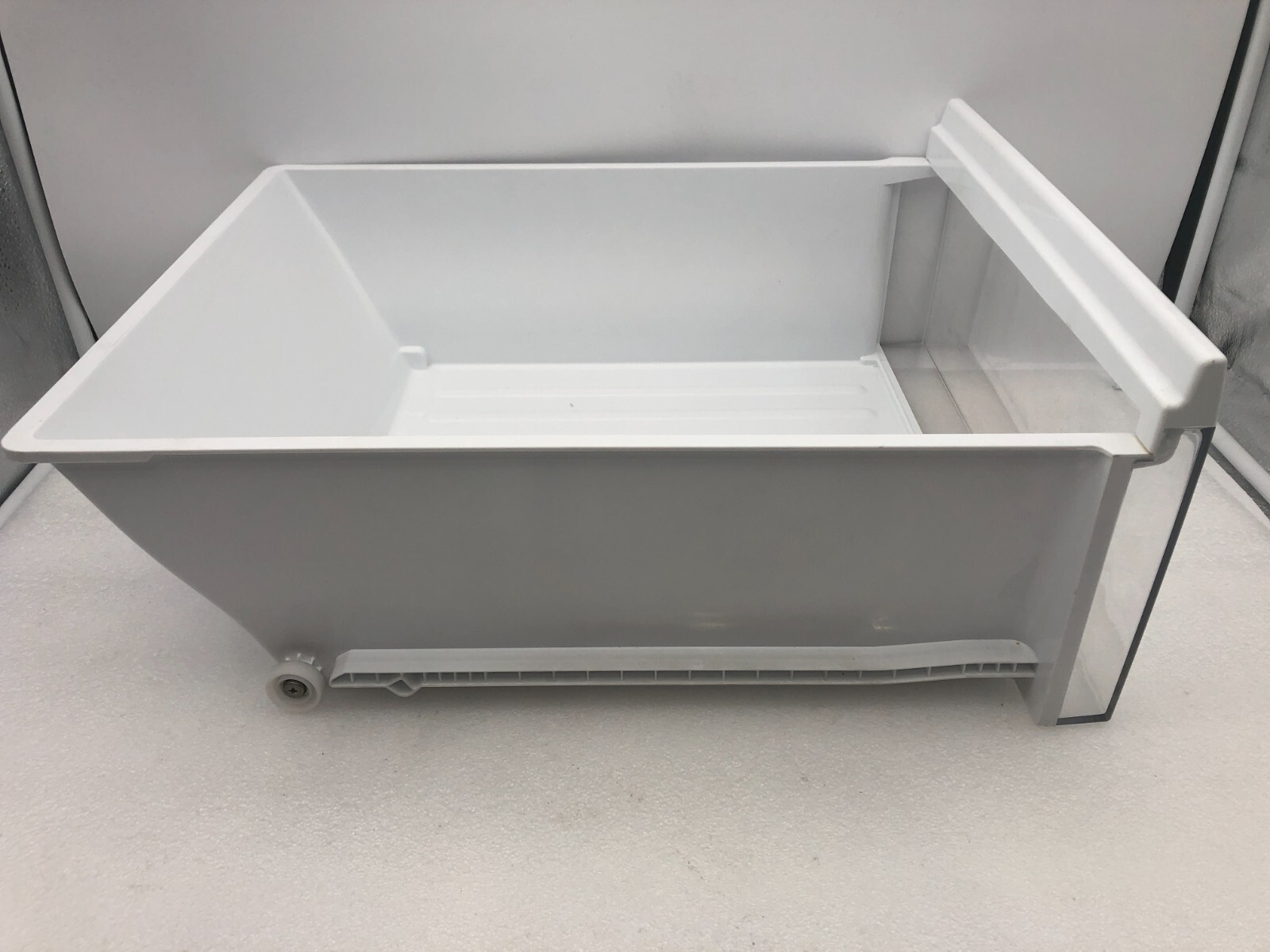 Genuine Kenmore Elite Refrigerator Crisper Drawer Part#MJS618427