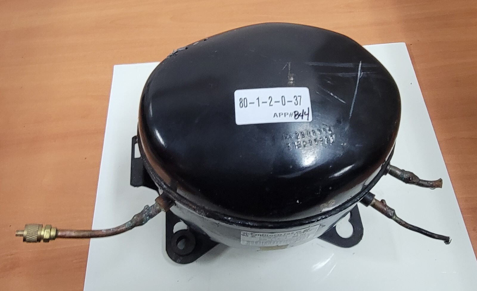 Genuine Refrigerator LG Compressor Part#513205333 FGS 90 HA