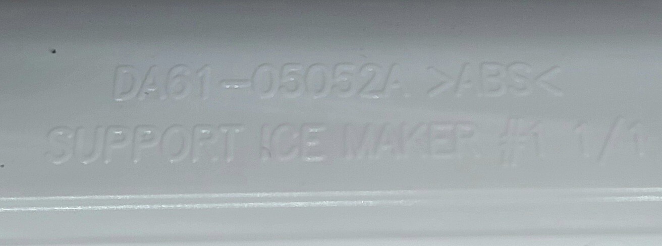 Genuine Refrigerator Samsung Ice Maker Part#DA61-05052