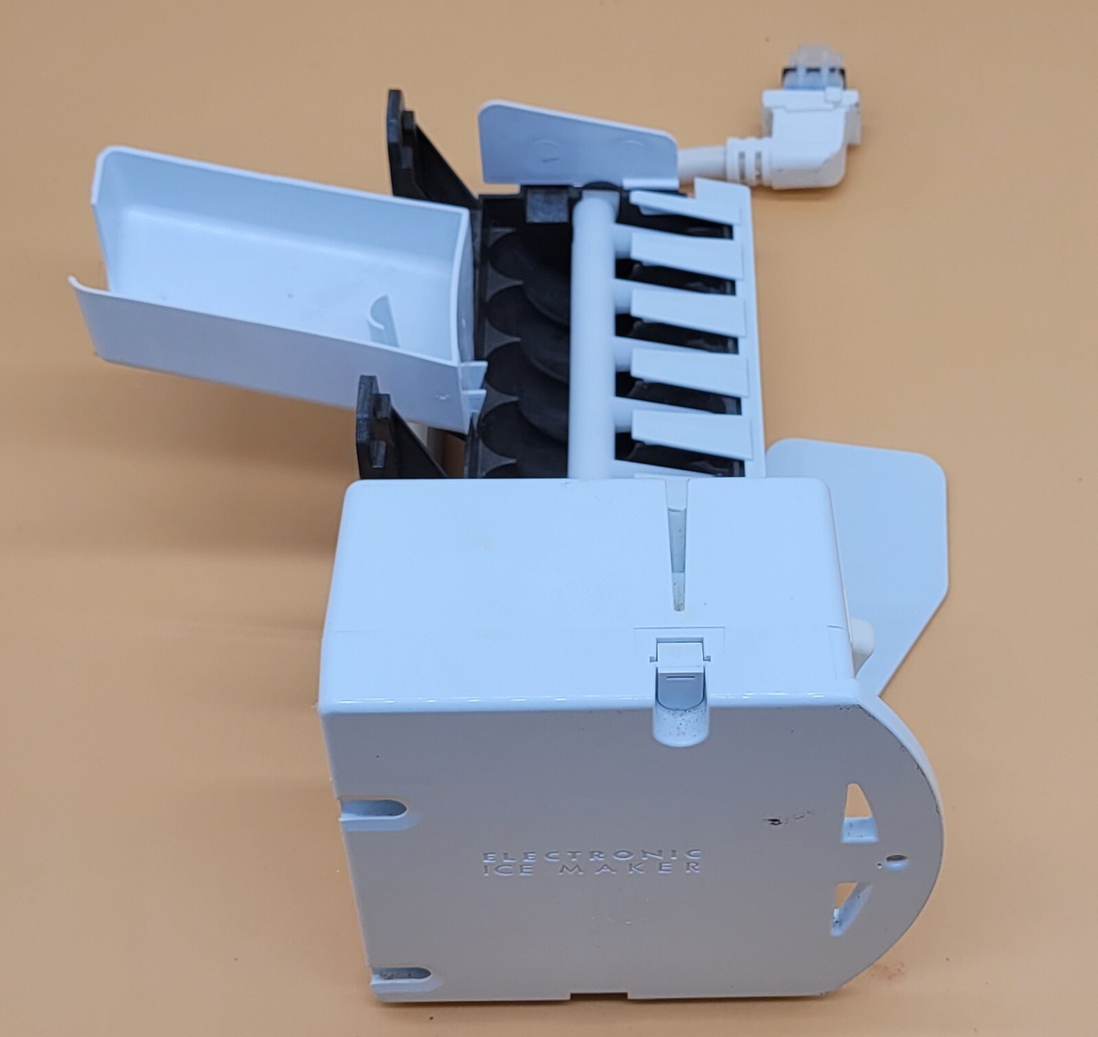 Genuine Refrigerator GE Ice Maker Part#200D1181G026