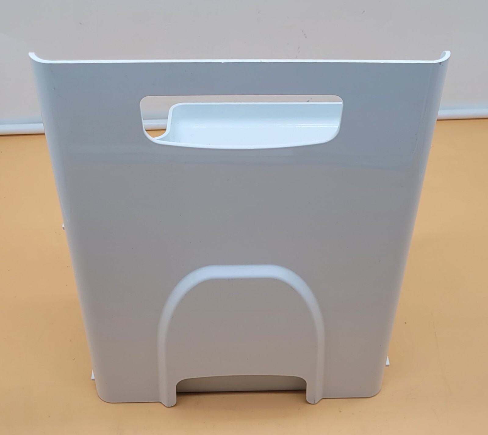 Genuine Refrigerator GE Ice Bin Part#239D2251