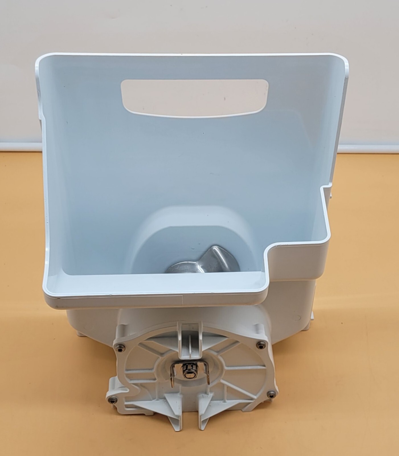 Genuine Refrigerator GE Ice Bin Part#239D2251