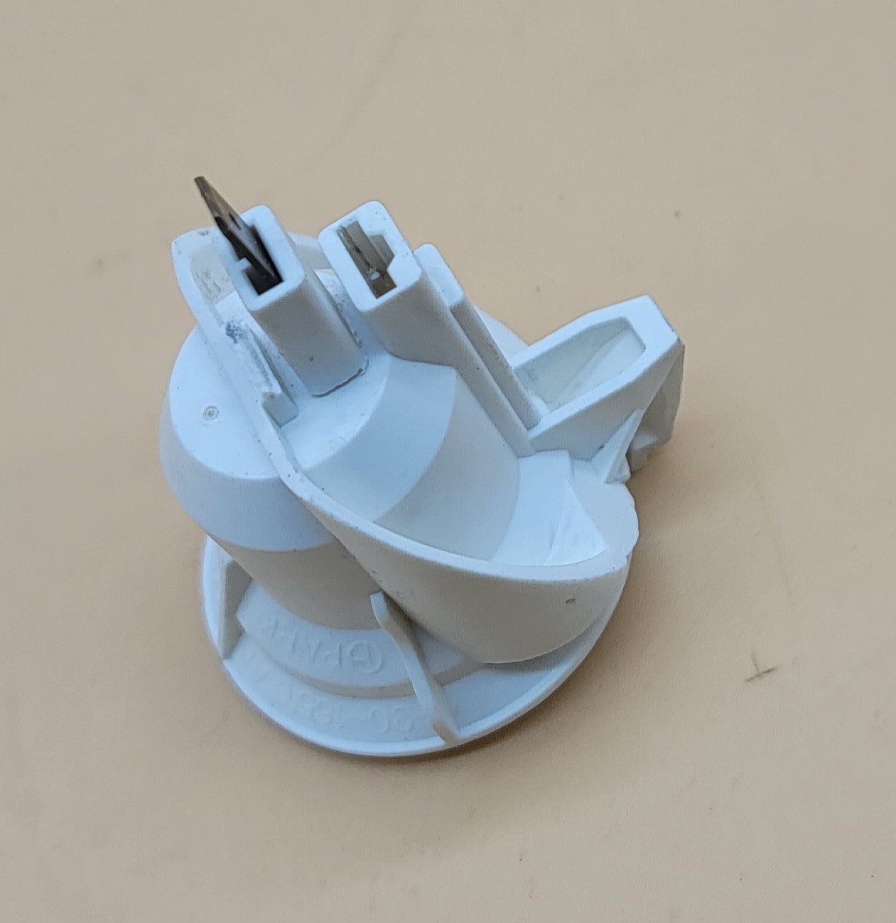 Genuine Refrigerator GE Light Socket Part#WR02X11893