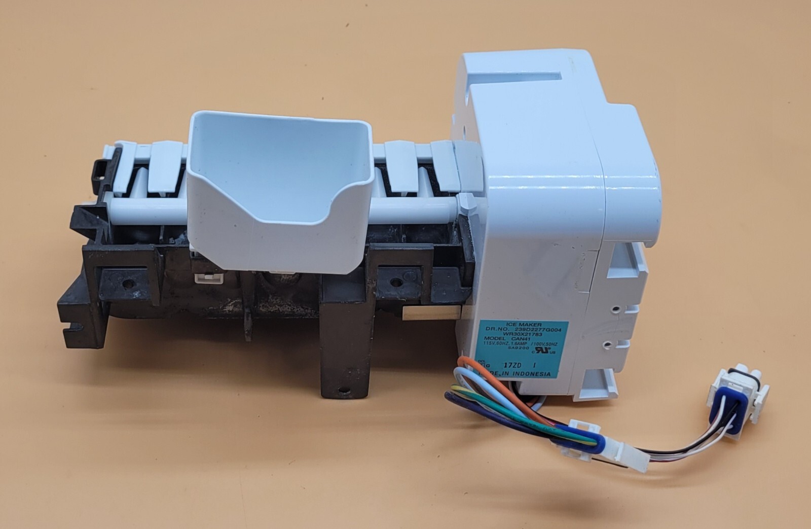 Genuine Refrigerator GE Ice Maker Part#239D2277G004