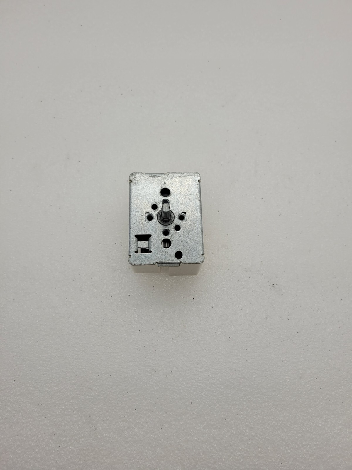 Genuine Maytag Range Oven Surface Element Switch Part# 3148951 KS811201 97273