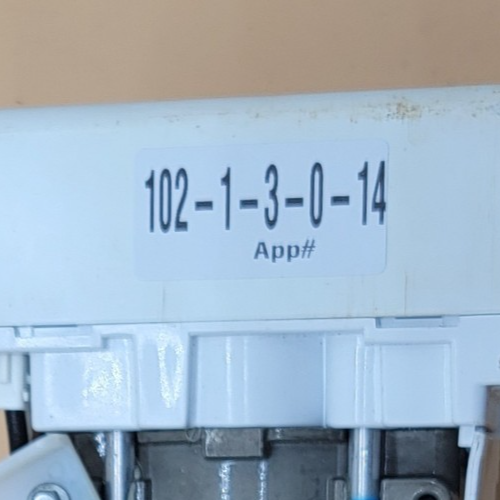 Genuine Refrigerator Whirlpool Ice Maker Part#W10190952