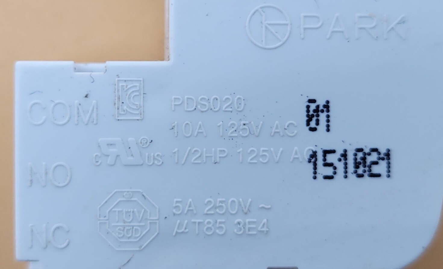 Genuine Dryer Samsung Door Switch Part#PDS020