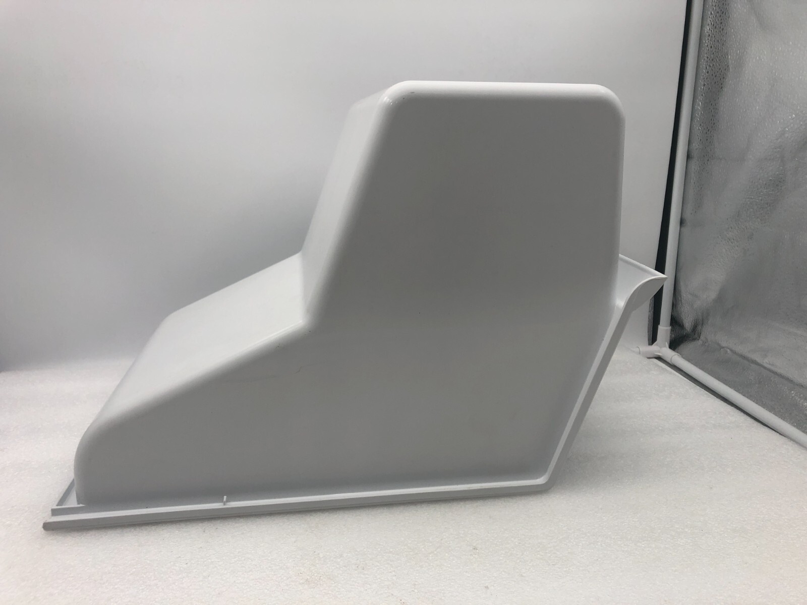 Genuine GE Refrigerator Ice Storage Bin Part#197D3371