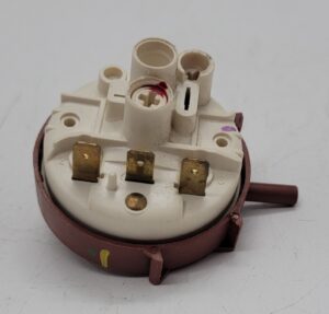 Genuine Dishwasher Frigidaire Pressure Switch Part#SWK101 5304475606