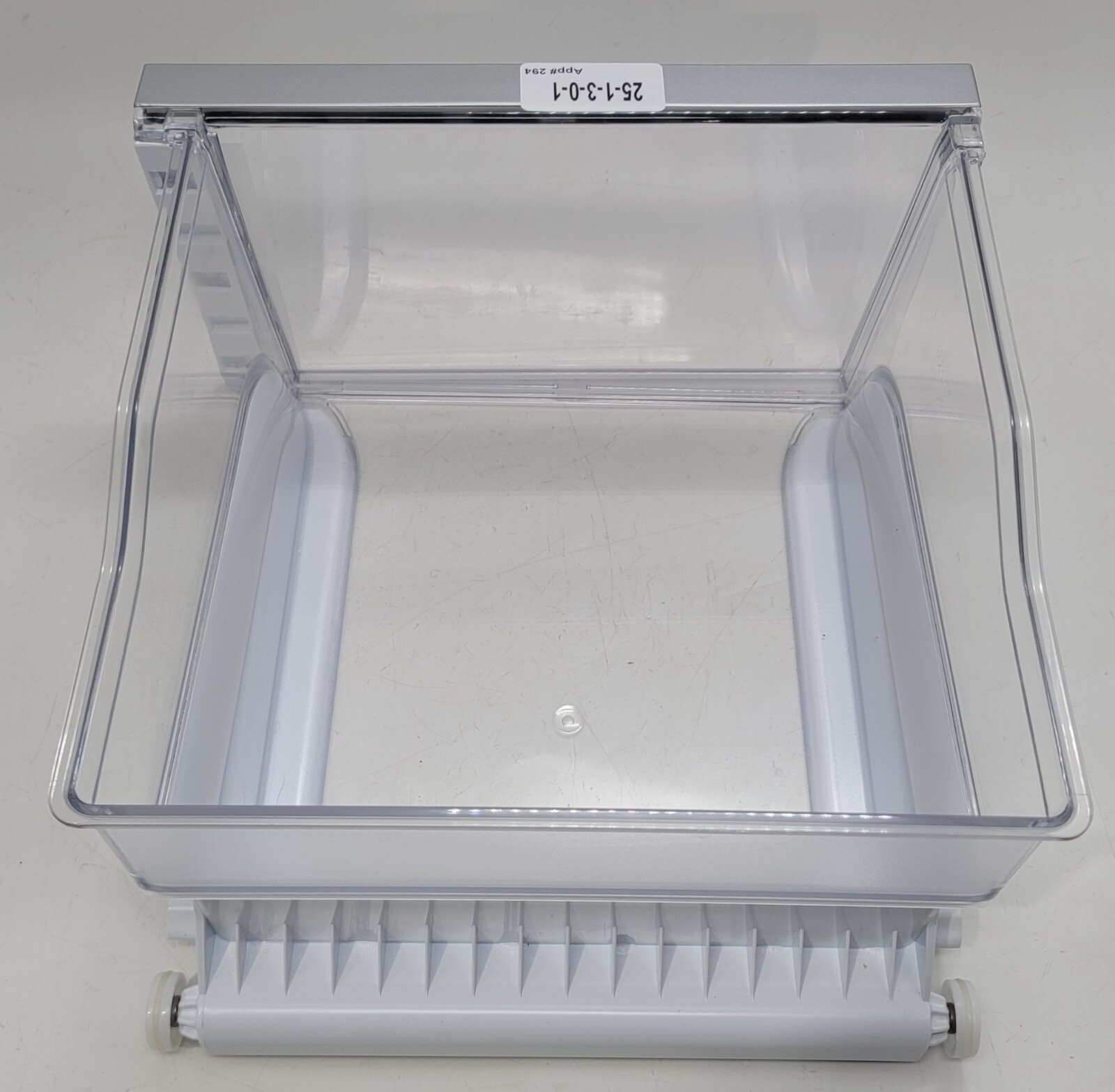 Genuine Refrigerator LG Crisper Drawer Part#MCK668046