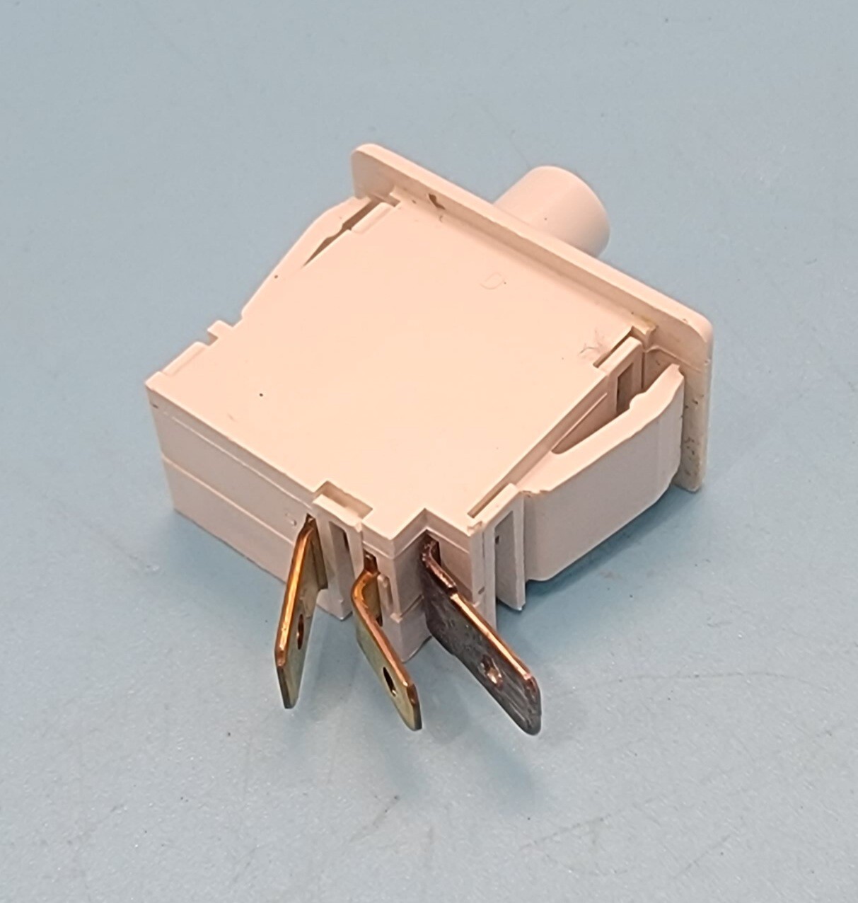 Genuine Refrigerator GE Door Switch Part#63094010