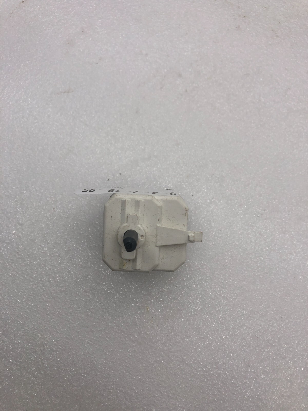Genuine GE Dryer Buzzer Switch part#254C1032P001
