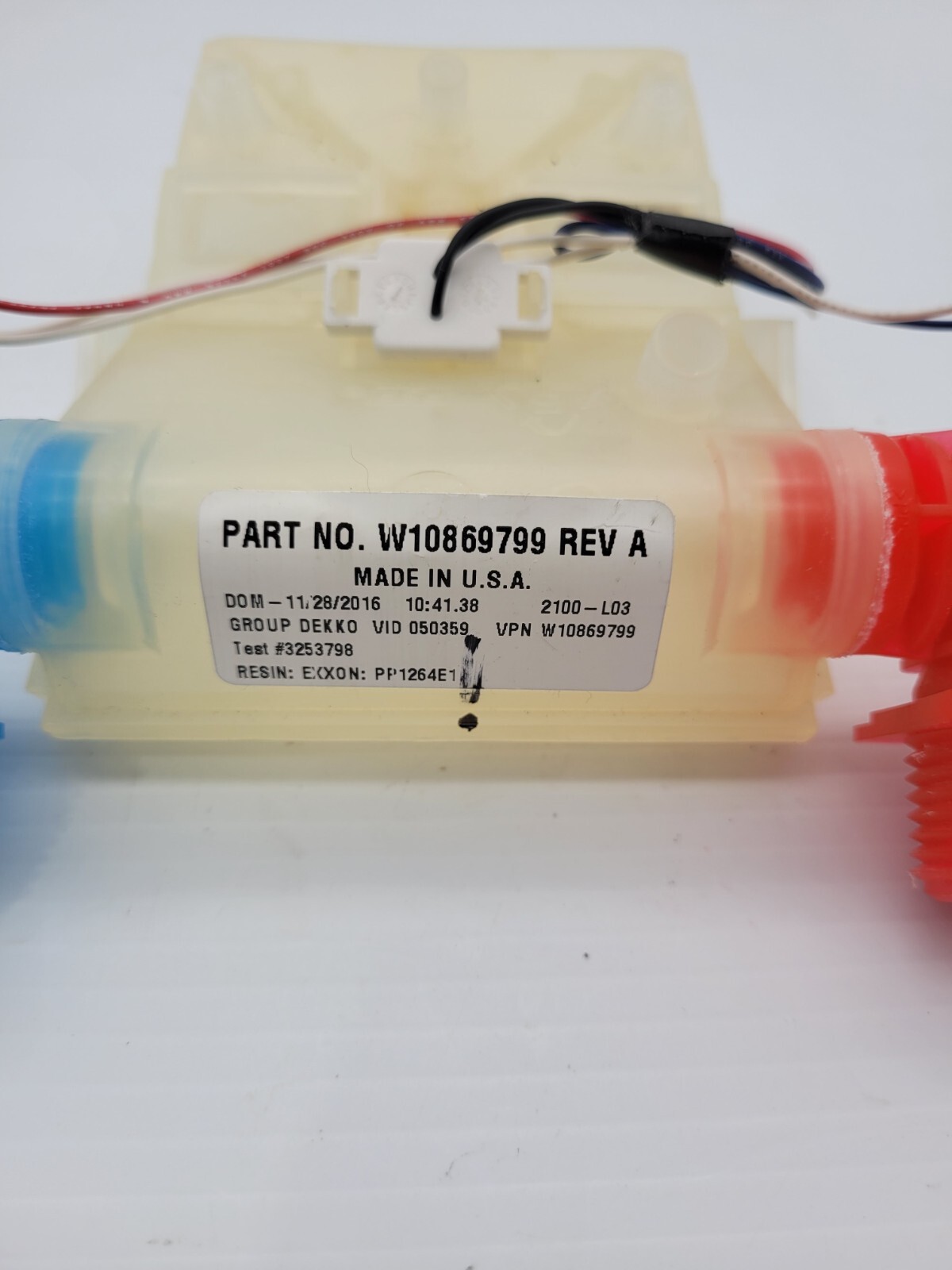 Genuine Kenmore Washer water valve Part #W10869799 WPL-W11210459
