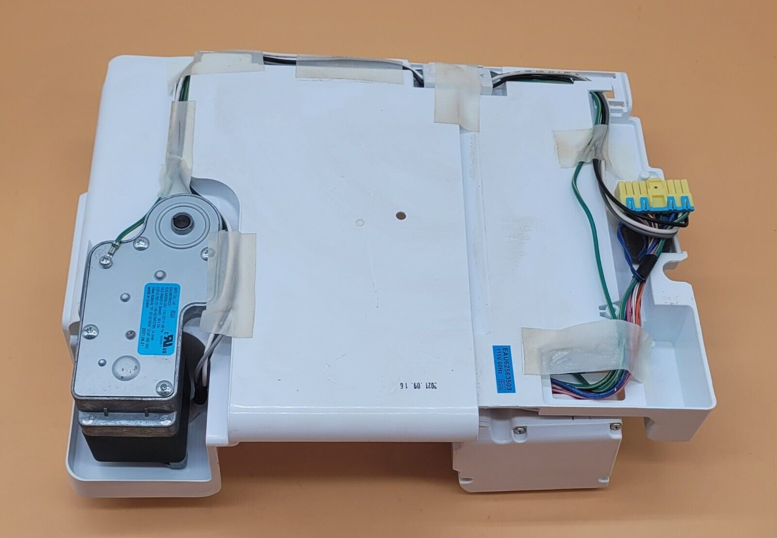 Genuine Refrigerator LG Ice Maker & Auger Assembly Part#EAU60784231 EAU62563503