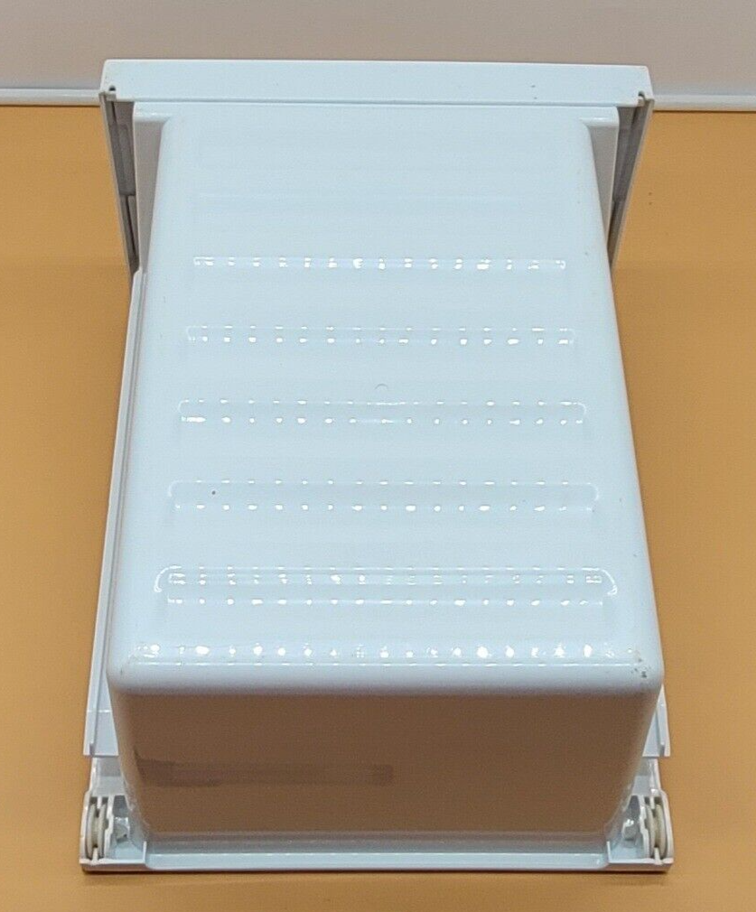 Genuine Refrigerator Whirlpool Crisper Drawer Part#W10411921