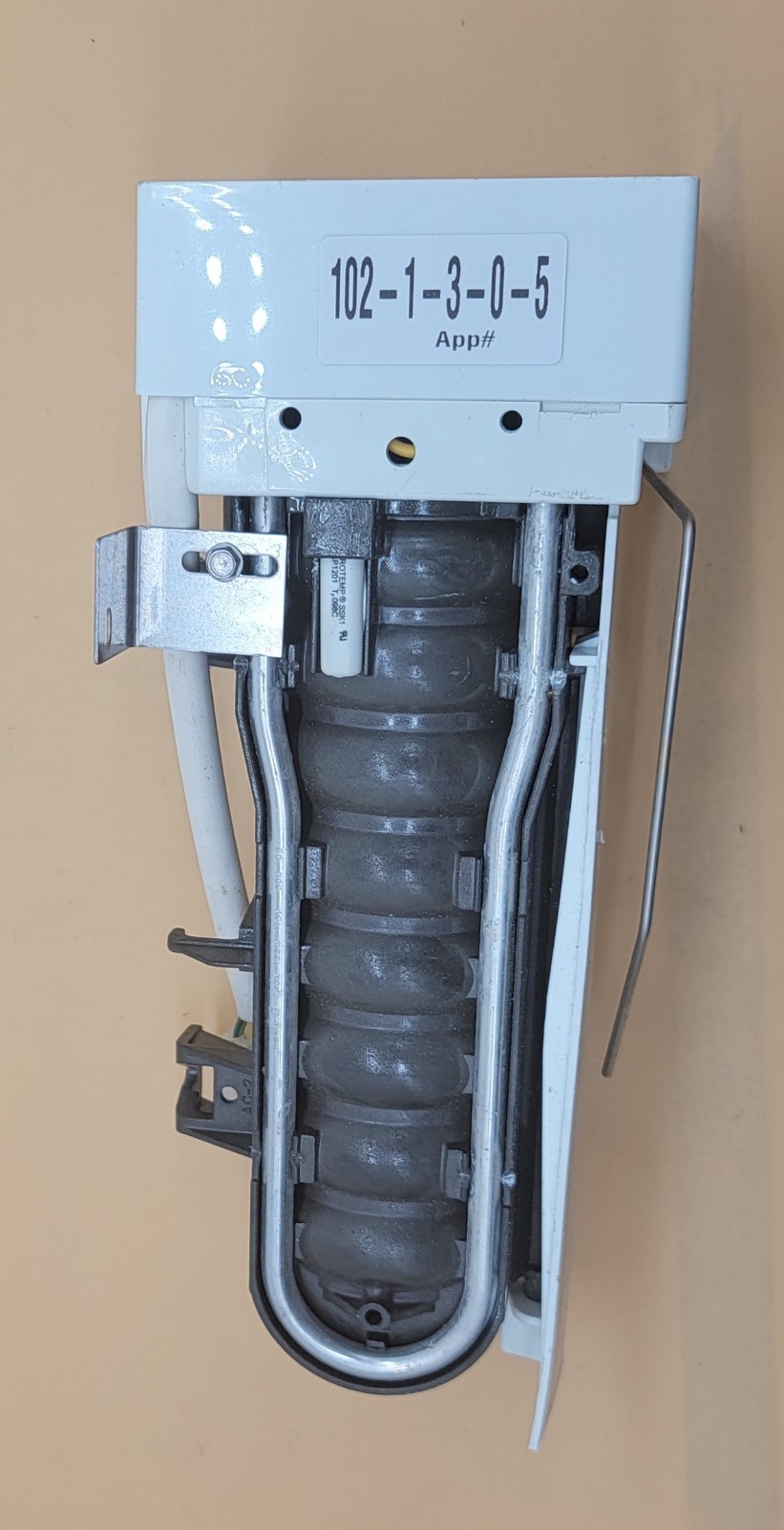 Genuine Refrigerator Frigidaire Ice Maker Part#241642511
