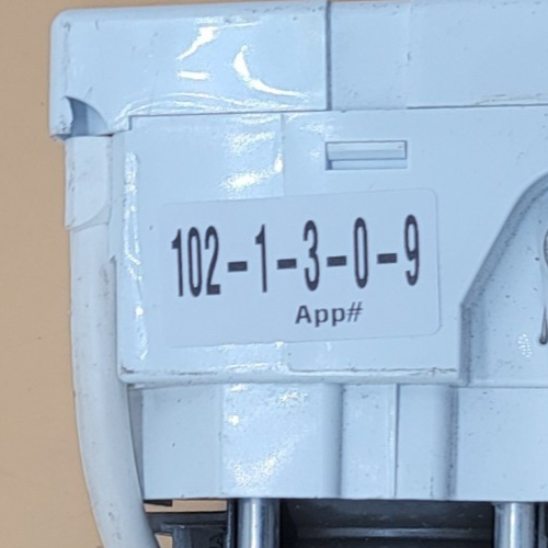 Genuine Refrigerator GE Ice Maker Part#197D7636G006