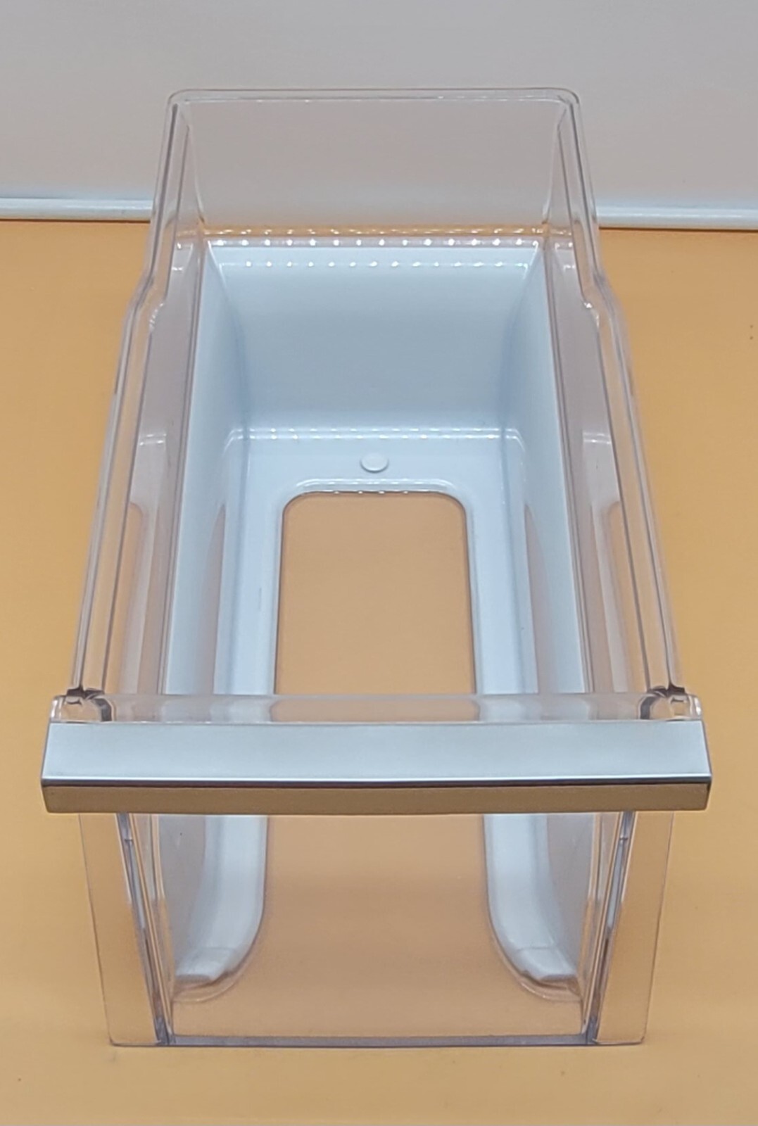 Genuine Refrigerator LG Crisper Drawer Part#MCK665657