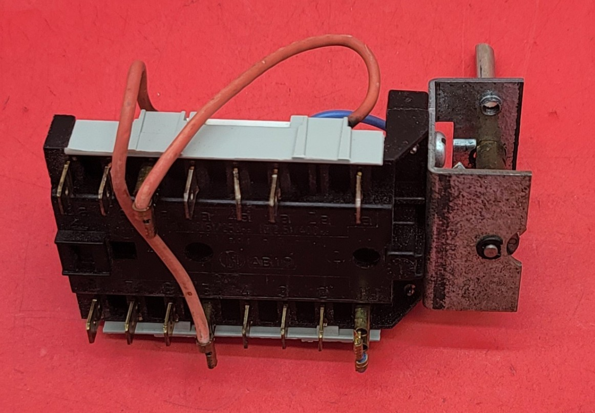 Genuine Double Oven Gaggenau Selector Switch Part#10(2 51/400