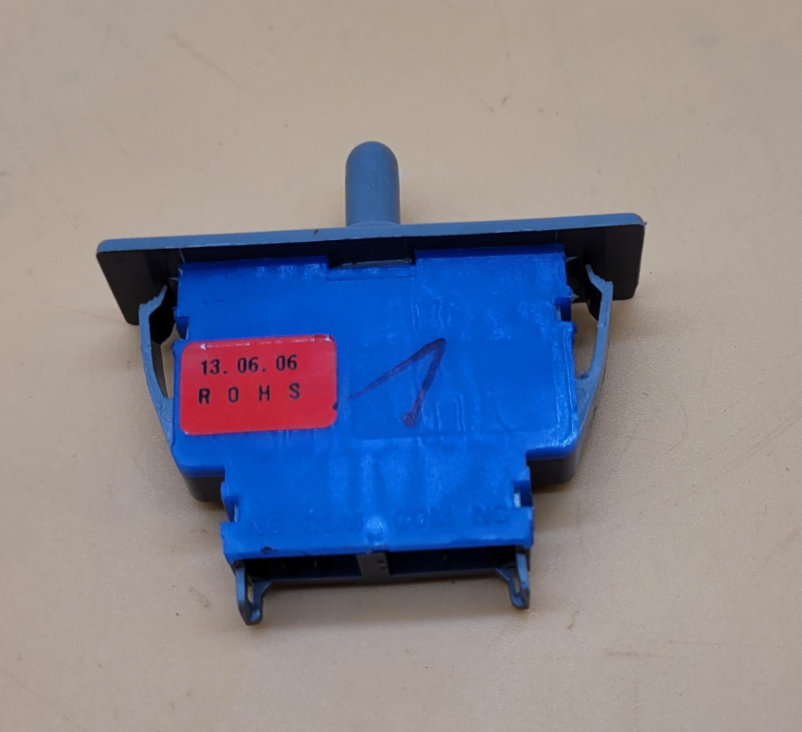 Genuine Refrigerator Kenmore Push Button Switch Part#PDS013