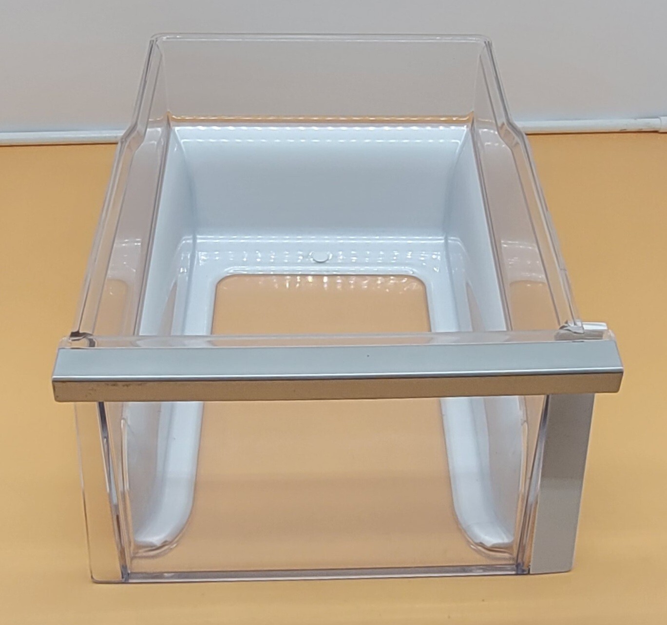 Genuine Refrigerator LG Crisper Drawer Part#MCK66565601