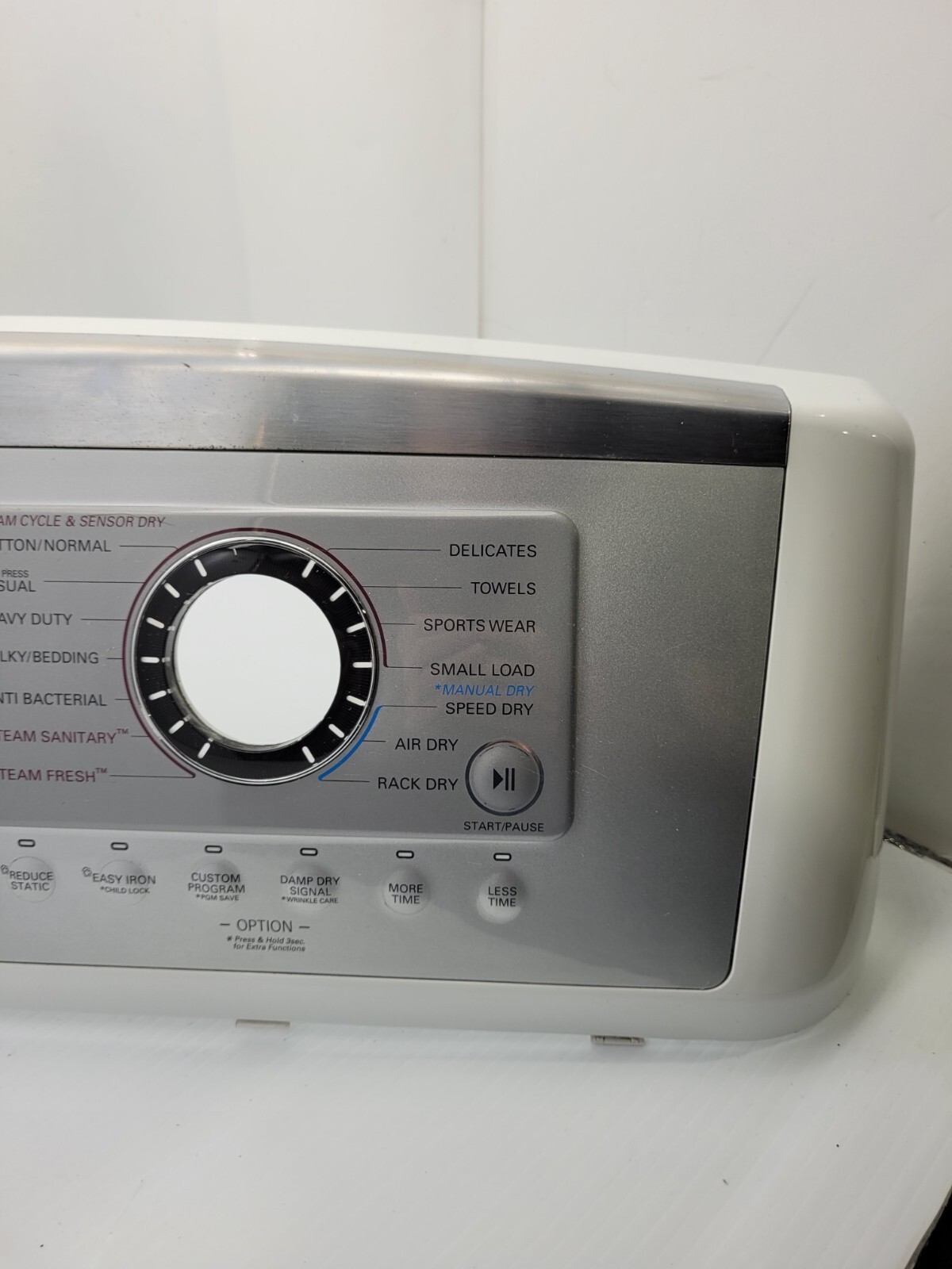 Genuine LG Front Front panel Part#MGC618554