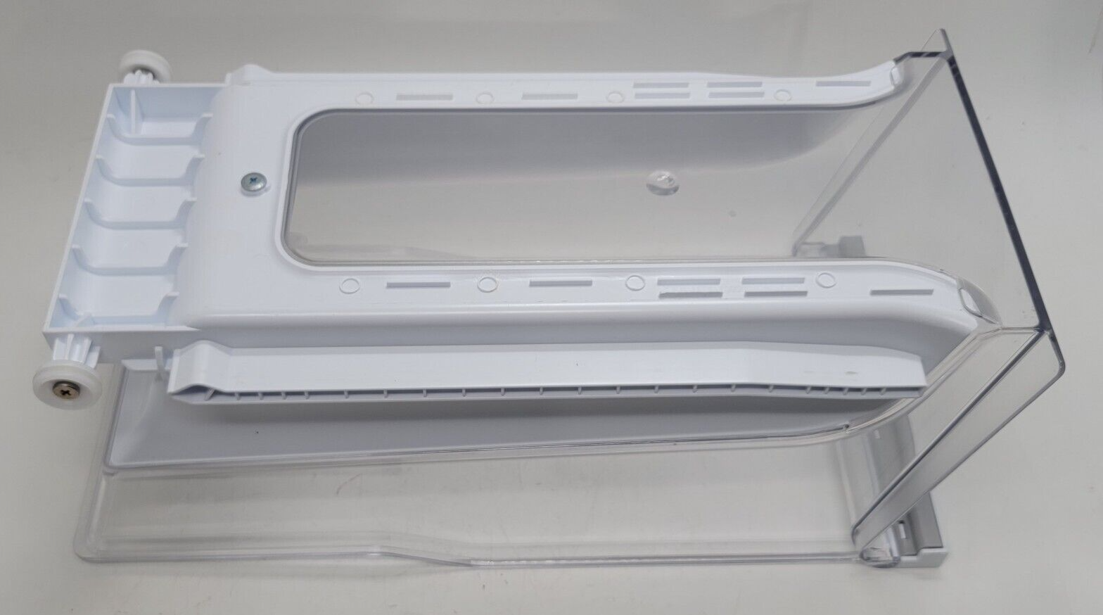 Genuine Refrigerator LG Crisper Drawer Part#MCK665657