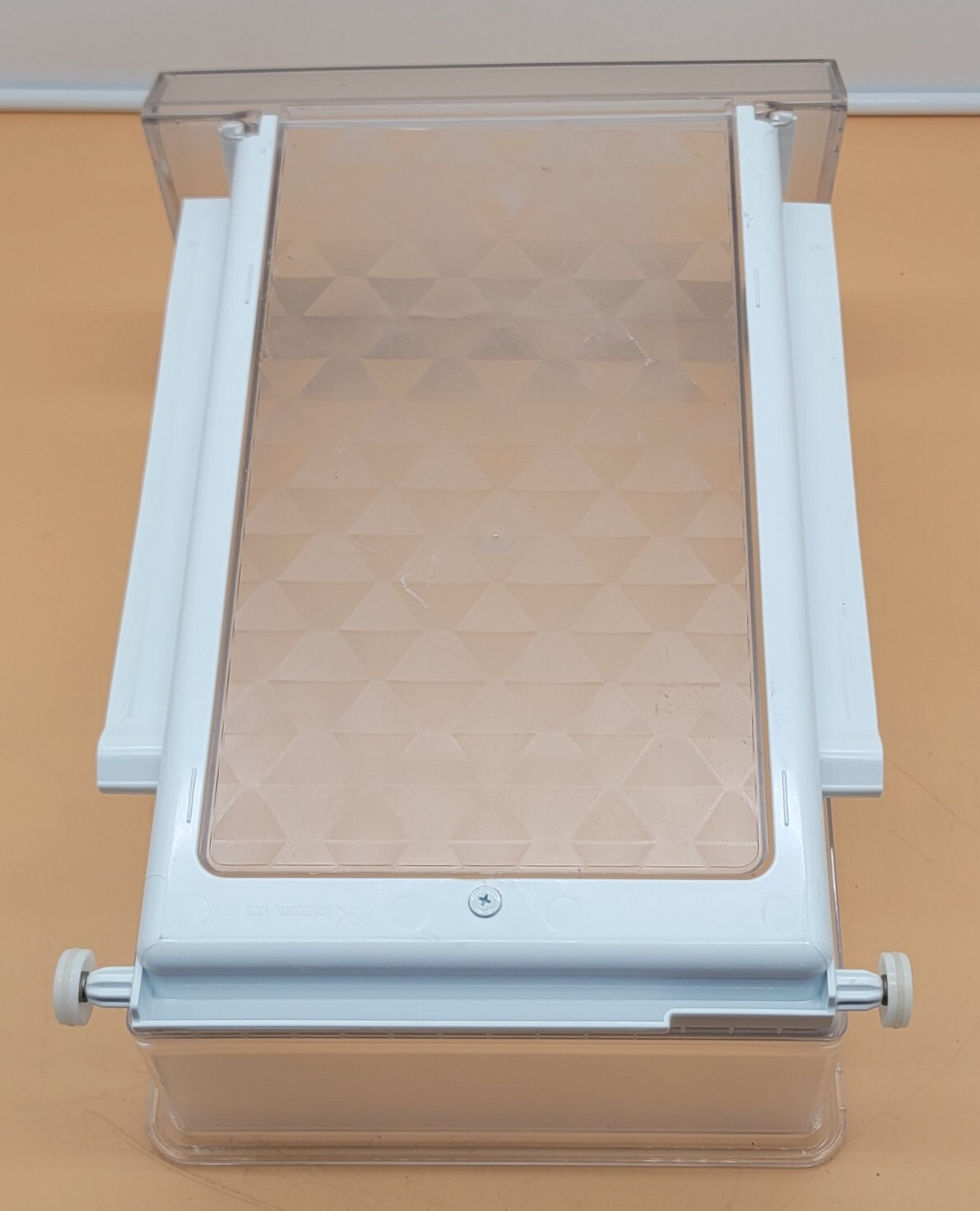 Genuine Refrigerator LG Crisper Drawer Part#MCK672599