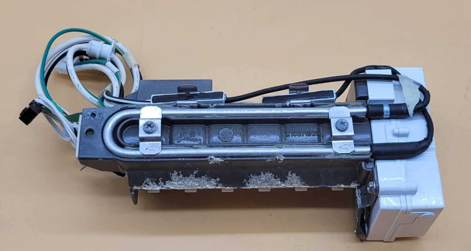 Genuine Refrigerator Whirlpool Ice Maker Part#W10764668
