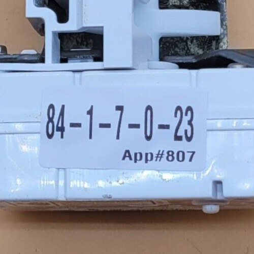 Genuine Refrigerator Whirlpool Ice Maker Part#W10764668