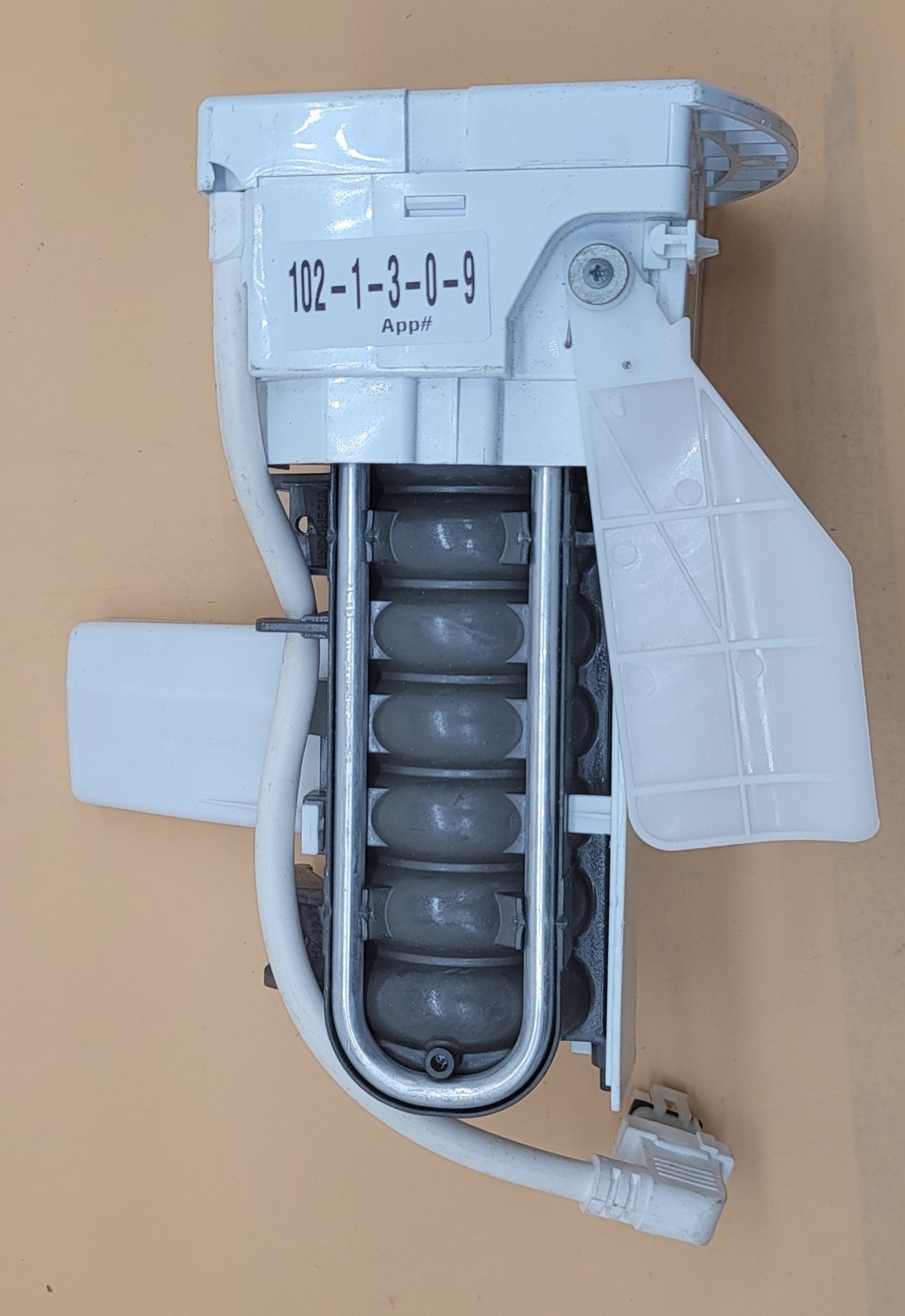 Genuine Refrigerator GE Ice Maker Part#197D7636G006