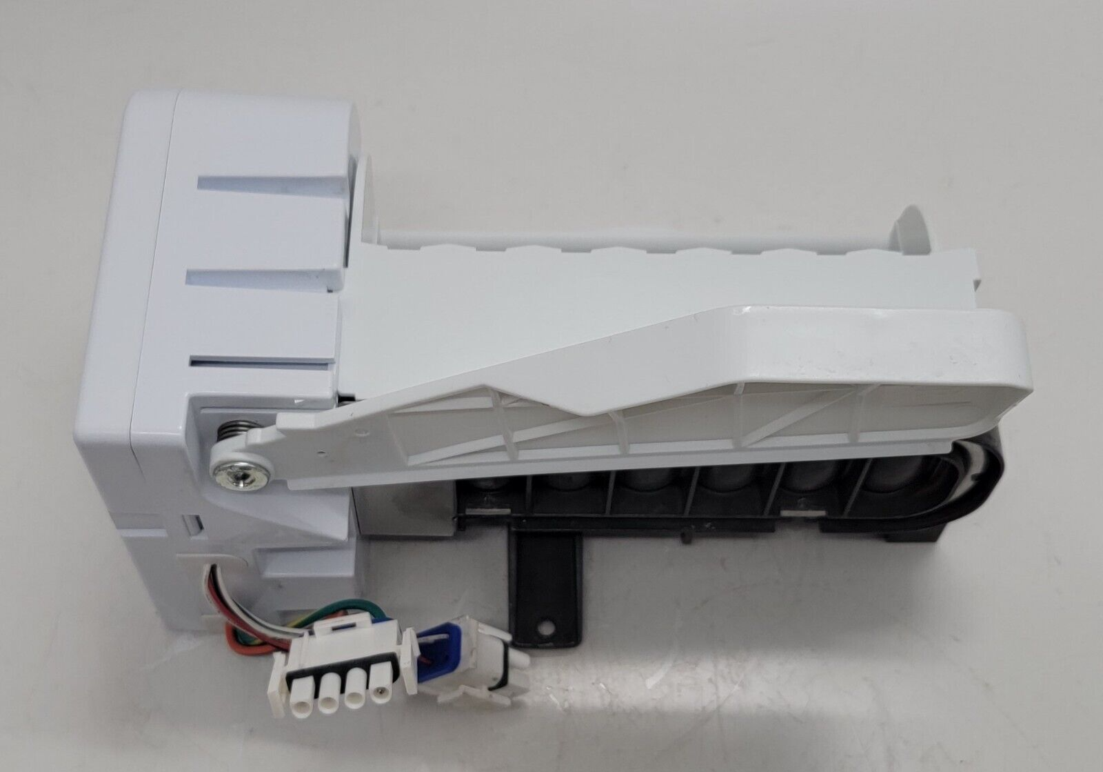 Genuine Refrigerator GE Ice Maker Part#239D2277G001
